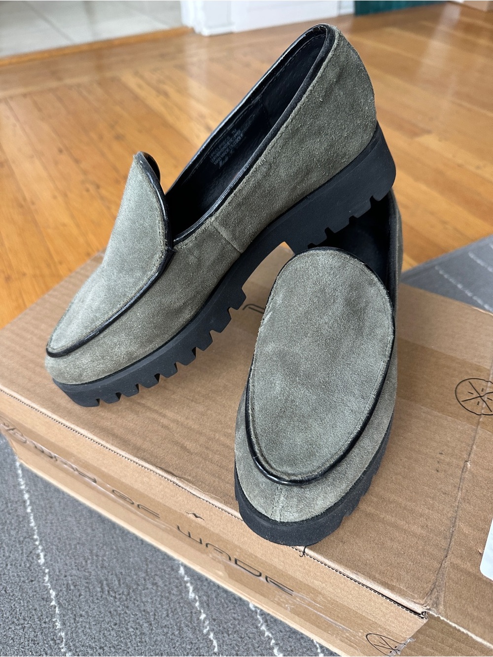 Women's Donald Pliner Green Suede Loafers